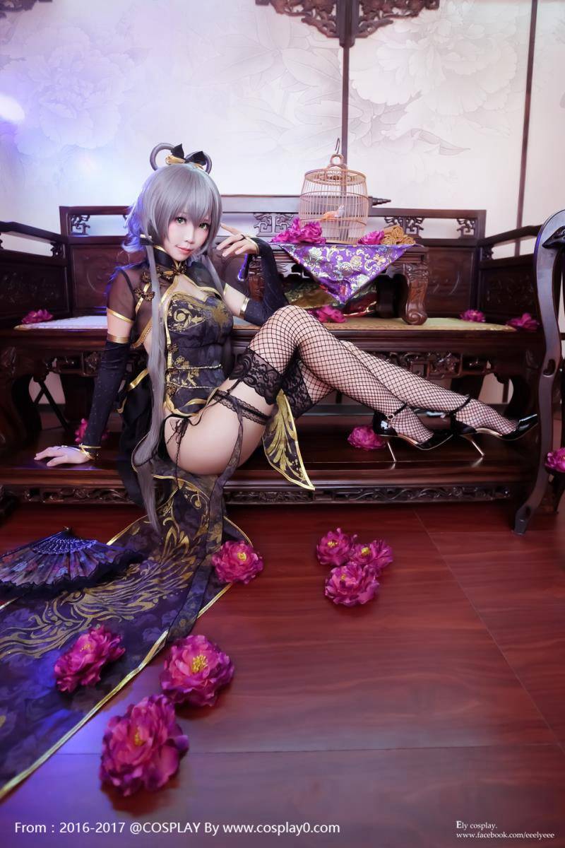 Cosplay福利/台湾美女ElyEE子金丝雀洛天依Cosplay黑丝福利