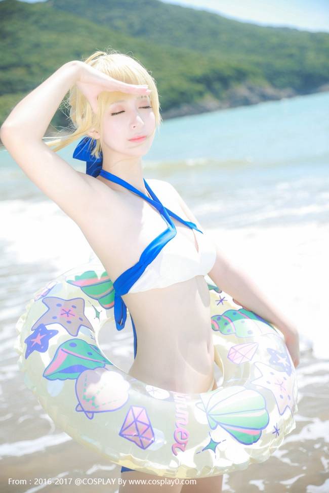 Cosplay福利/二次元美女saber水着泳装Cos福利图片