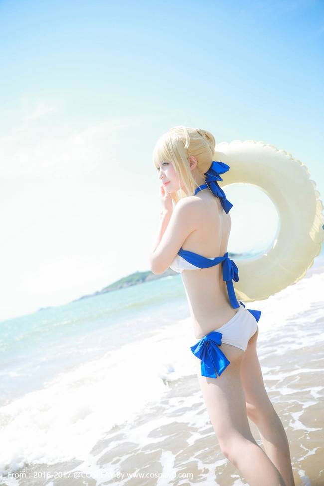Cosplay福利/二次元美女saber水着泳装Cos福利图片