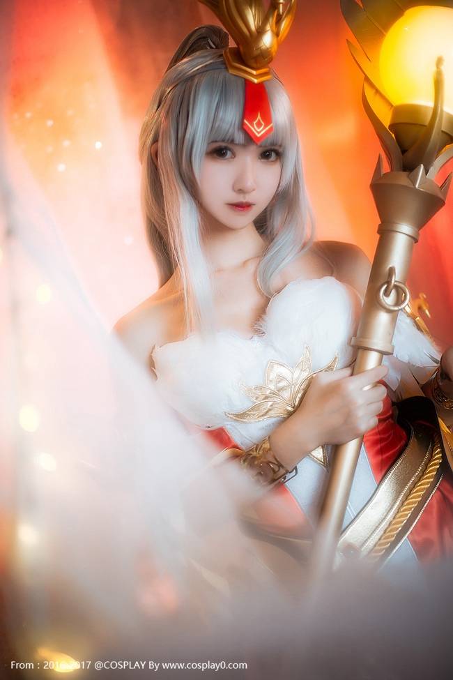 Cosplay福利/白皙美女cosplay王者荣耀王昭君福利图片