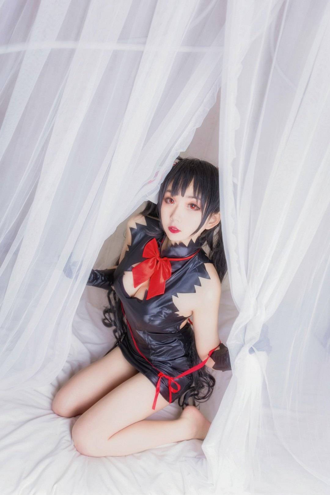 Cosplay福利/双马尾萌妹子cosplay赫斯缇雅足控福利图片