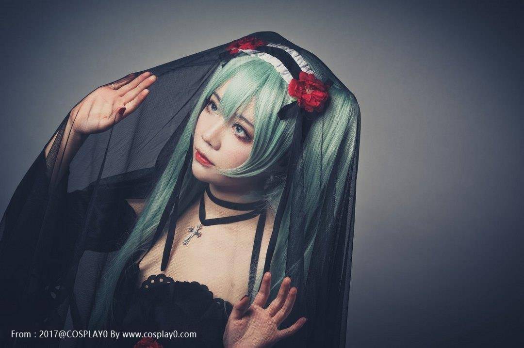 Cosplay福利/性感美女Cos初音未来禁忌之恋坎特雷拉福利图片