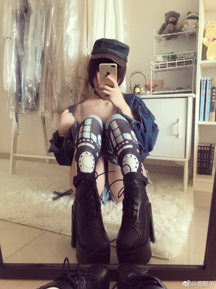 Cosplay福利/二次元巨乳美女 @鹿野希 私房福利图片