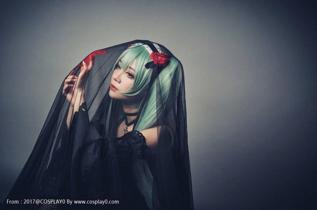 Cosplay福利/性感美女Cos初音未来禁忌之恋坎特雷拉福利图片