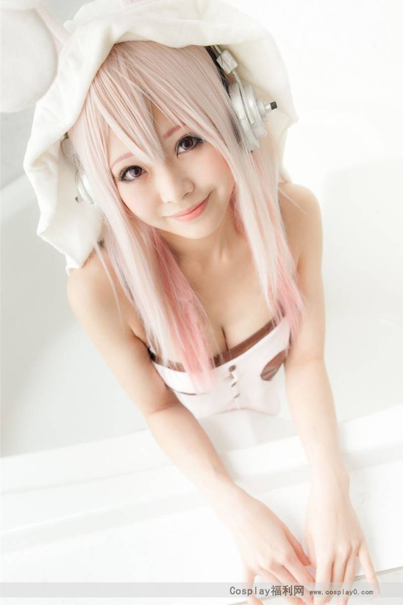 Cosplay福利/巨乳女神星影夕香番号超级索尼子COS福利图片