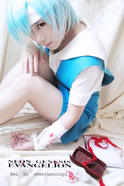 Cosplay福利/EVA魂之轮回初始凌波丽萝莉唯美cosplay图片