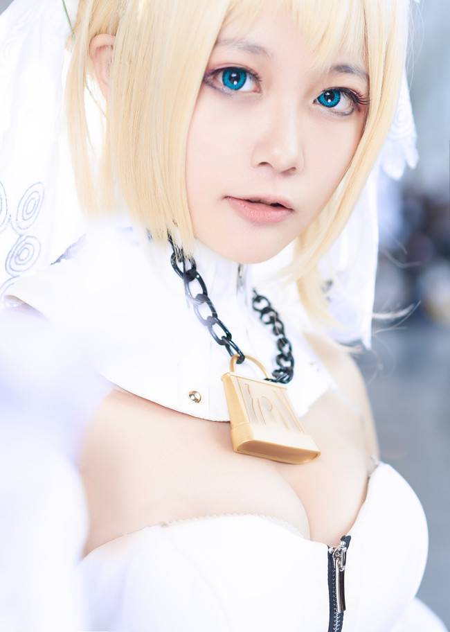 Cosplay福利/白丝绝对领域Fate/Grand Order尼禄COSPLAY美图欣赏 cn:繁花下栗