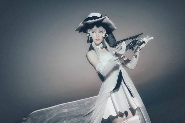 Cosplay福利/白丝绝对领域小公主 碧蓝航线 光辉COSPLAY美图欣赏 cn:七三诗音_