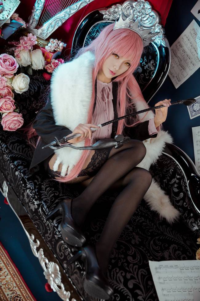 Cosplay福利/来打牌吧 黑丝绝对领域少女Fate/Grand Order 梅芙COSPLAY美图欣赏 cn:安能治我拖延症一_一