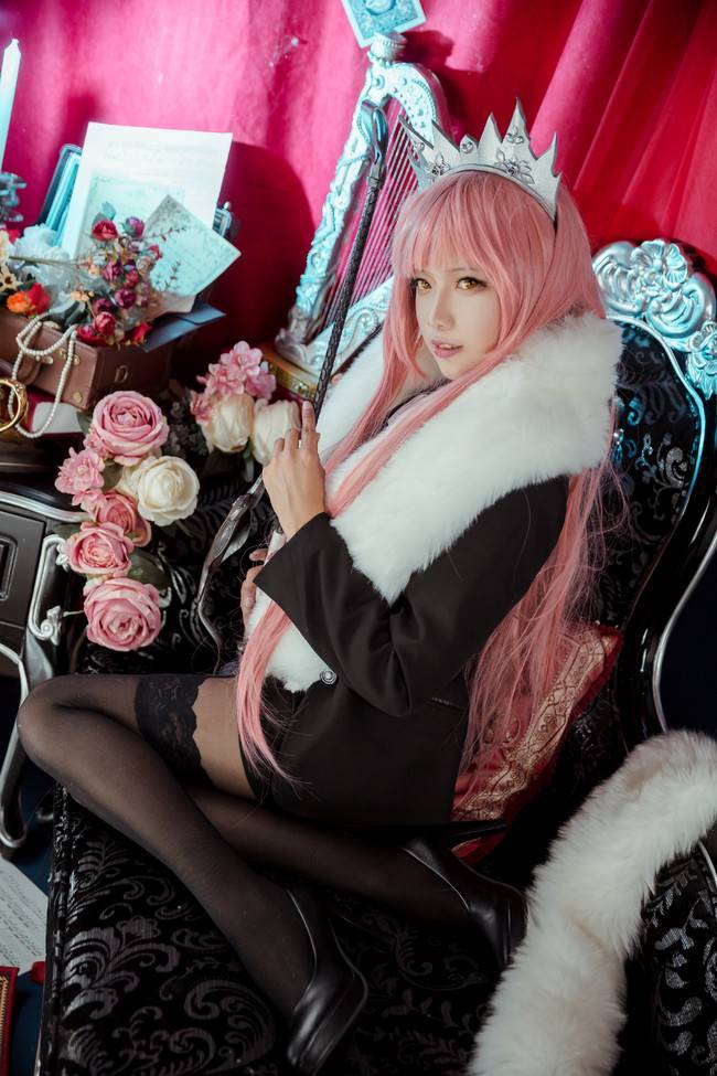 Cosplay福利/来打牌吧 黑丝绝对领域少女Fate/Grand Order 梅芙COSPLAY美图欣赏 cn:安能治我拖延症一_一