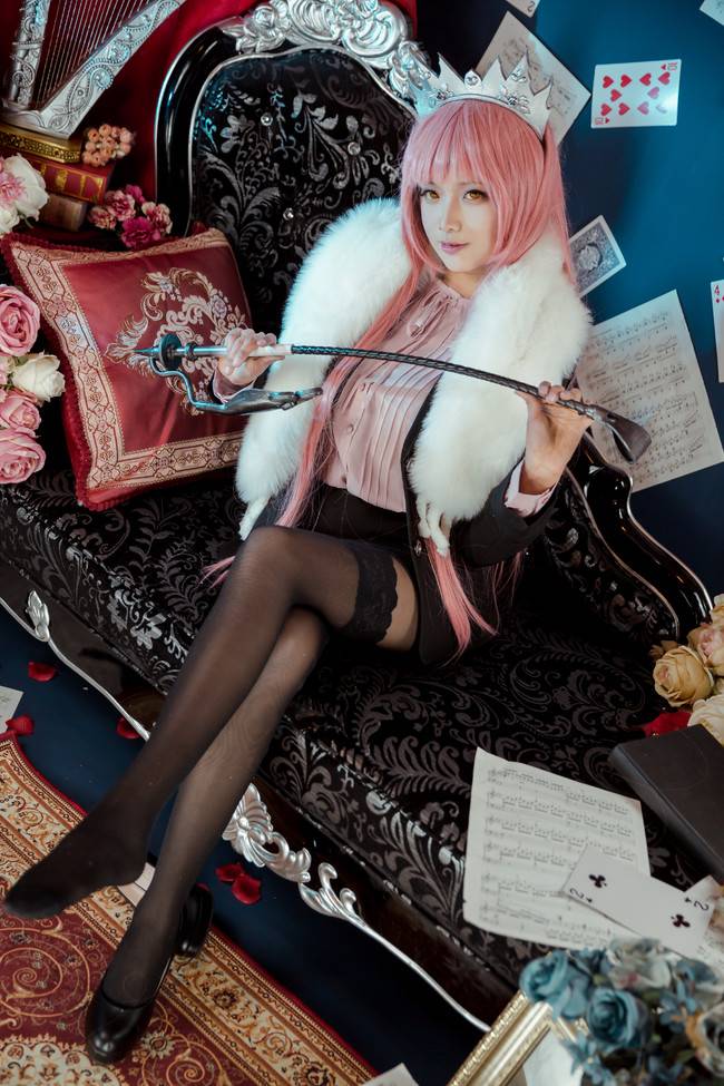 Cosplay福利/来打牌吧 黑丝绝对领域少女Fate/Grand Order 梅芙COSPLAY美图欣赏 cn:安能治我拖延症一_一