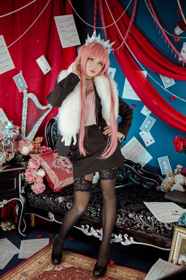 Cosplay福利/来打牌吧 黑丝绝对领域少女Fate/Grand Order 梅芙COSPLAY美图欣赏 cn:安能治我拖延症一_一