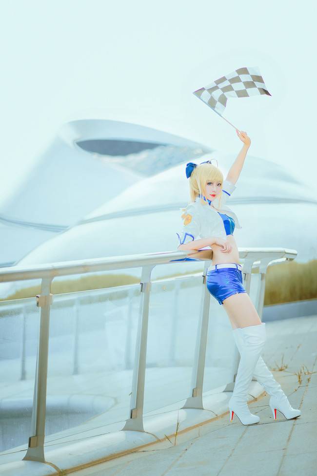 Cosplay福利/白丝绝对领域赛车少女Fate/Grand Order saber COSPLAY美图欣赏 cn:阿八八八w