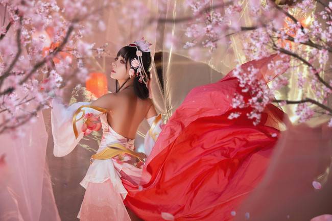Cosplay福利/《遮不住的古典与现代》王者荣耀 甄姬COSPLAY美图欣赏 cn:花小骨头