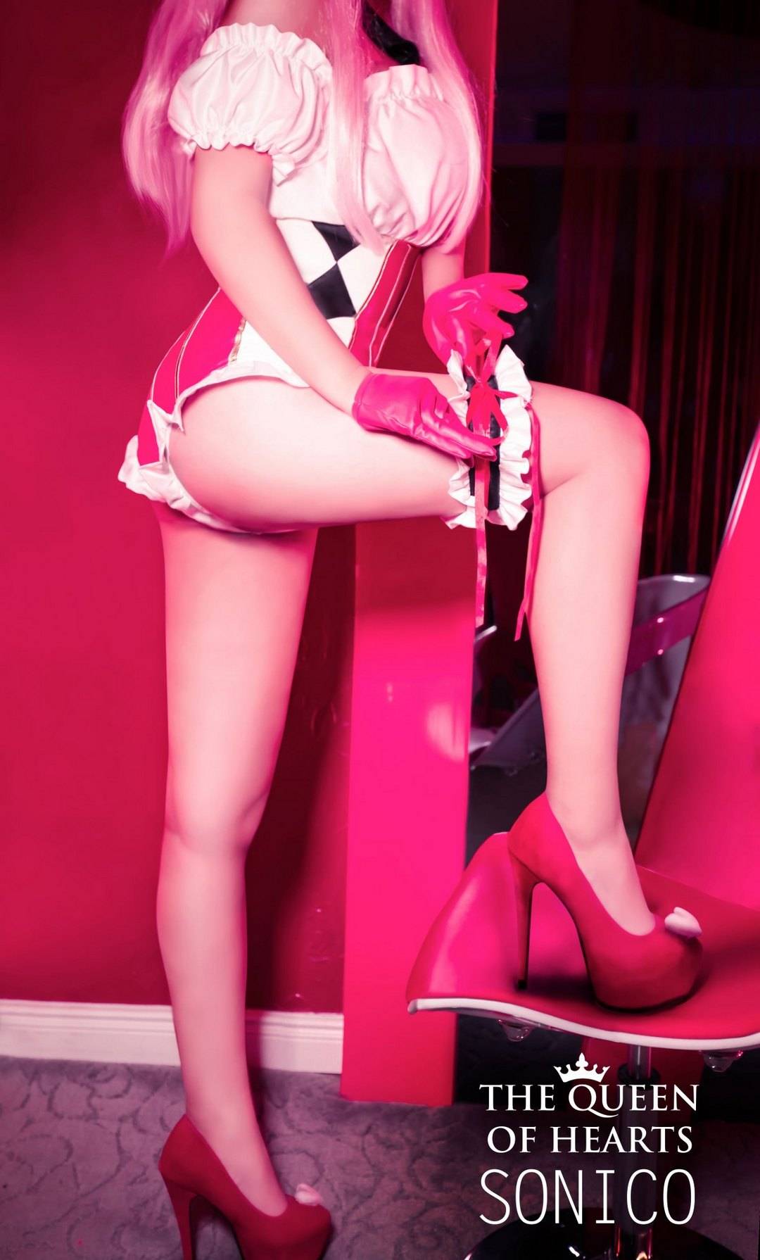 Cosplay福利/巨乳美女cosplay超级索尼子美腿诱惑福利图片