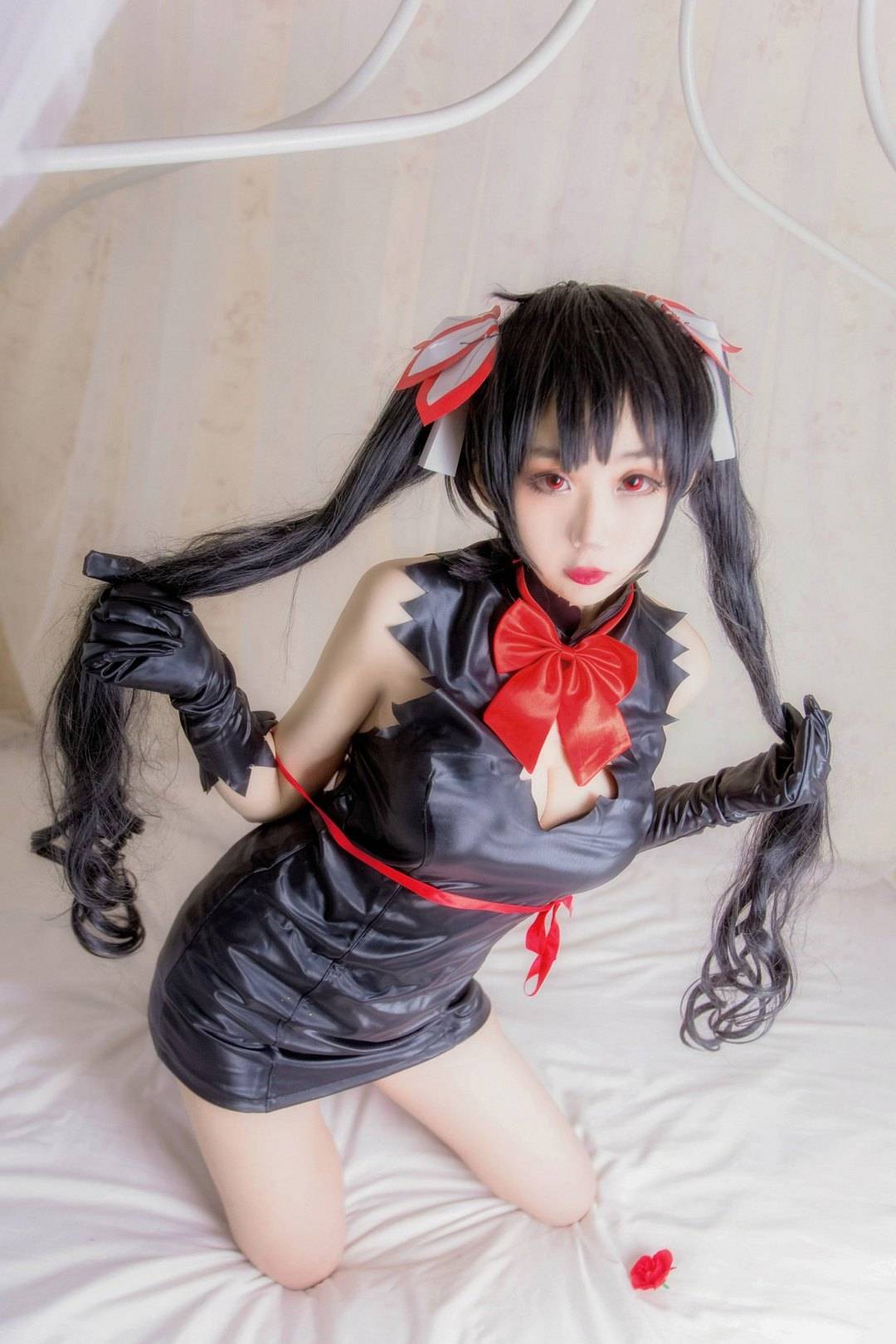 Cosplay福利/双马尾萌妹子cosplay赫斯缇雅足控福利图片