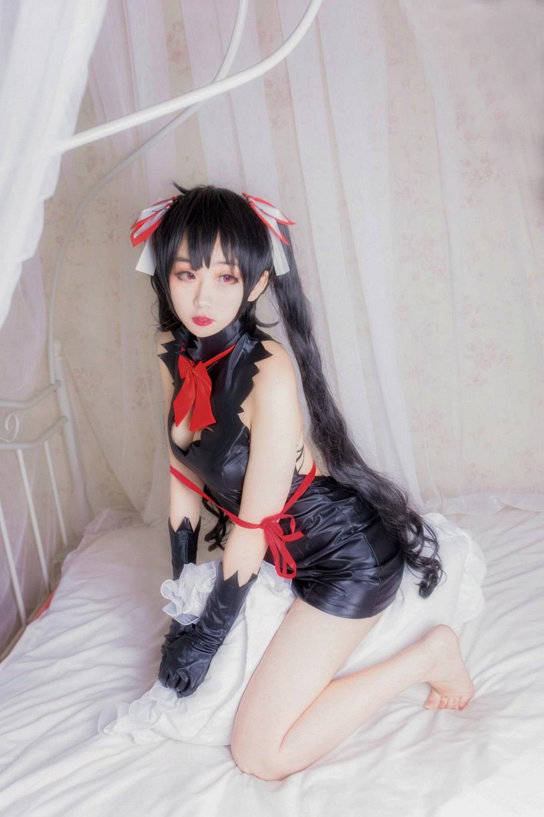 Cosplay福利/双马尾萌妹子cosplay赫斯缇雅足控福利图片