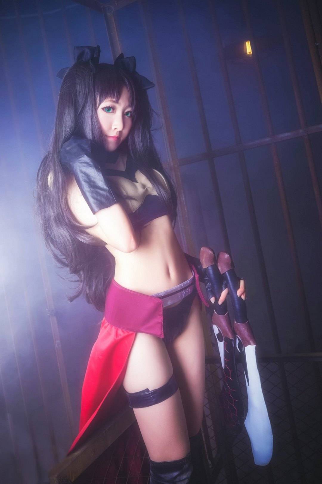 Cosplay福利/二次元美女Cos双刀美战士远坂凛性感福利图片