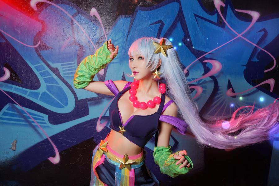 Cosplay福利/英雄联盟琴瑟仙女娑娜cosplay福利图片
