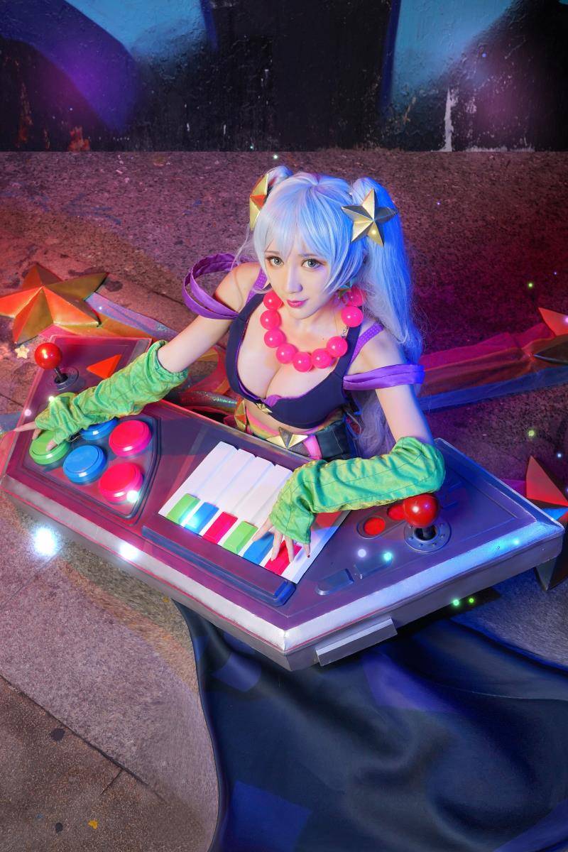 Cosplay福利/英雄联盟琴瑟仙女娑娜cosplay福利图片