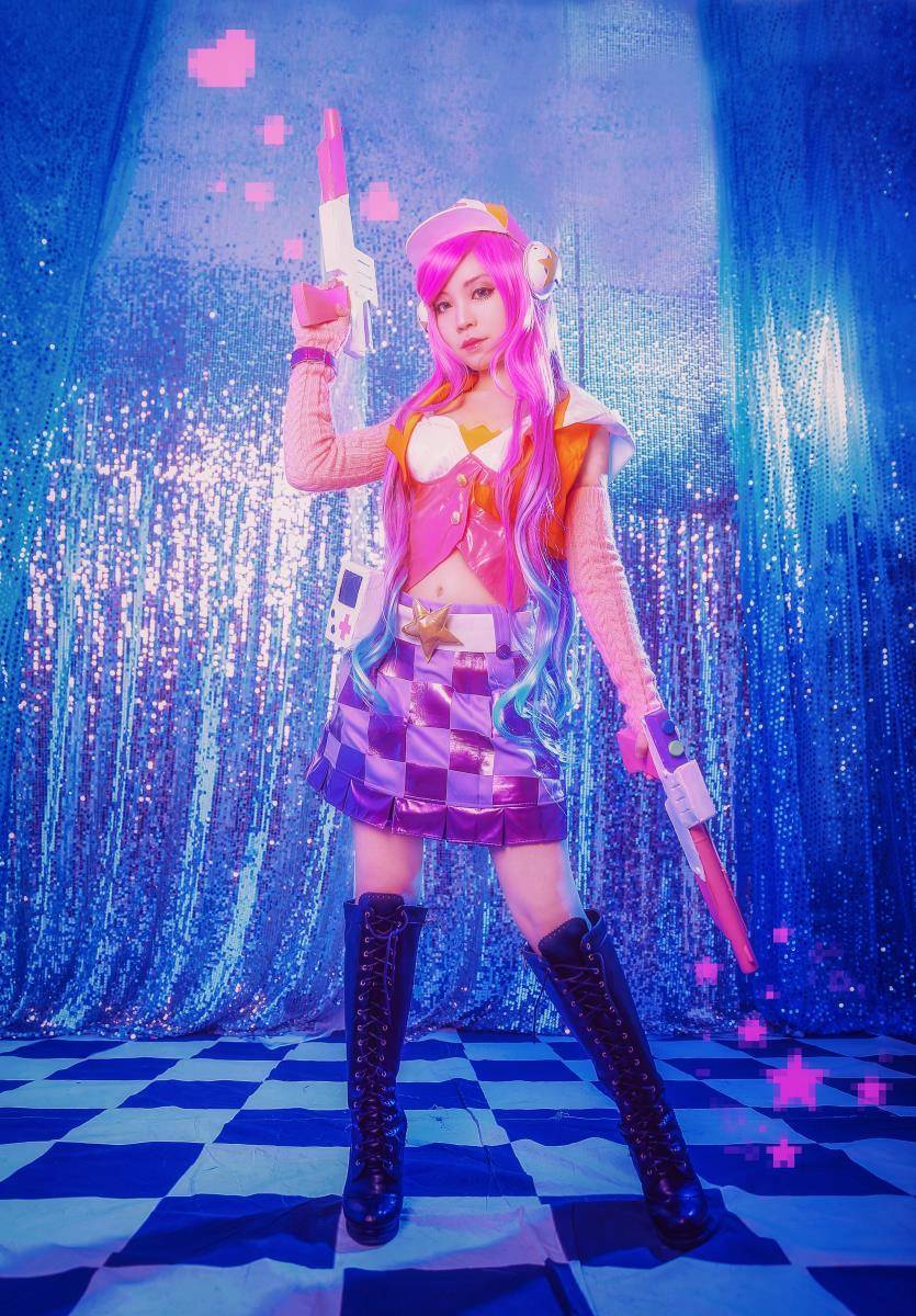 Cosplay福利/英雄联盟好运姐电玩女神cosplay福利图片