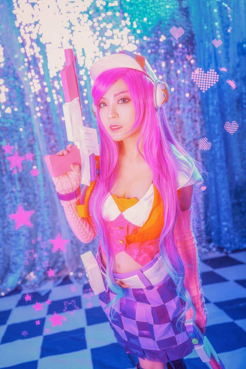 Cosplay福利/英雄联盟好运姐电玩女神cosplay福利图片