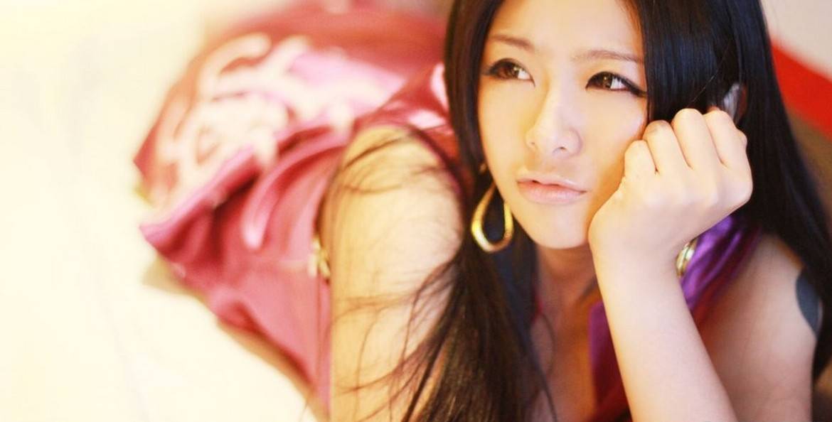 Cosplay福利/野猪桃桃宝 海贼王女帝旗袍cos