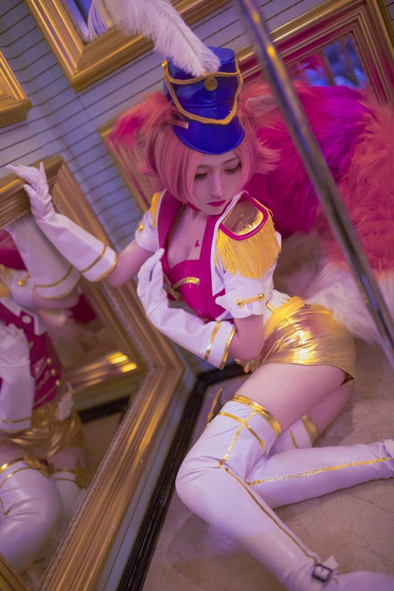 Cosplay福利/王者荣耀妲己cosplay福利 制服御姐白丝图片