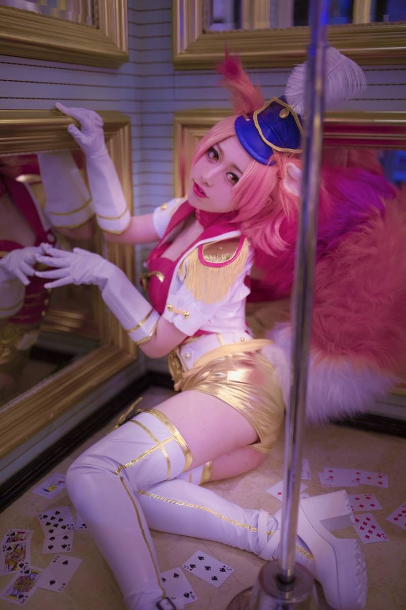 Cosplay福利/王者荣耀妲己cosplay福利 制服御姐白丝图片