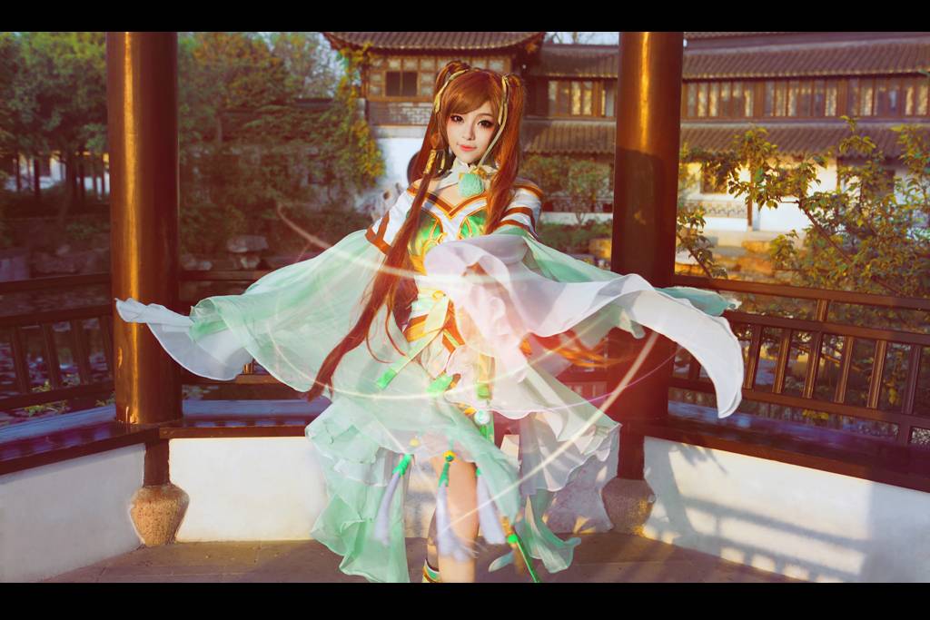 Cosplay福利/斗破苍穹OL萧薰儿古装美女裸足cosplay