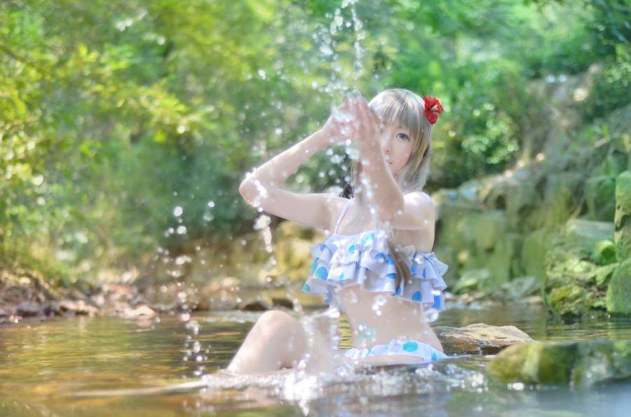 Cosplay福利/萌妹水着泳装本间芽衣子cosplay福利图片