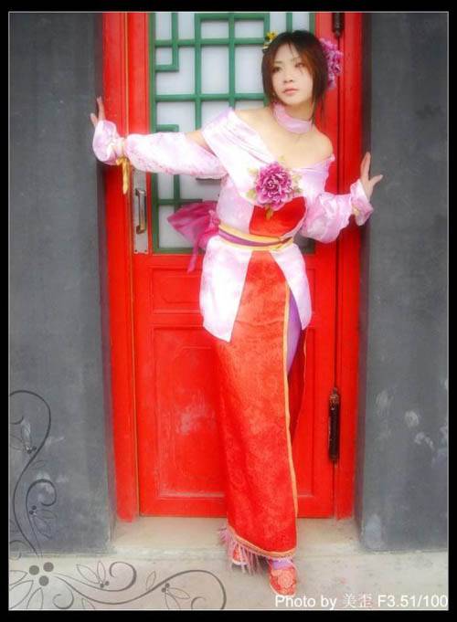 Cosplay福利/知名美女coser美歪的貂禅cosplay图片