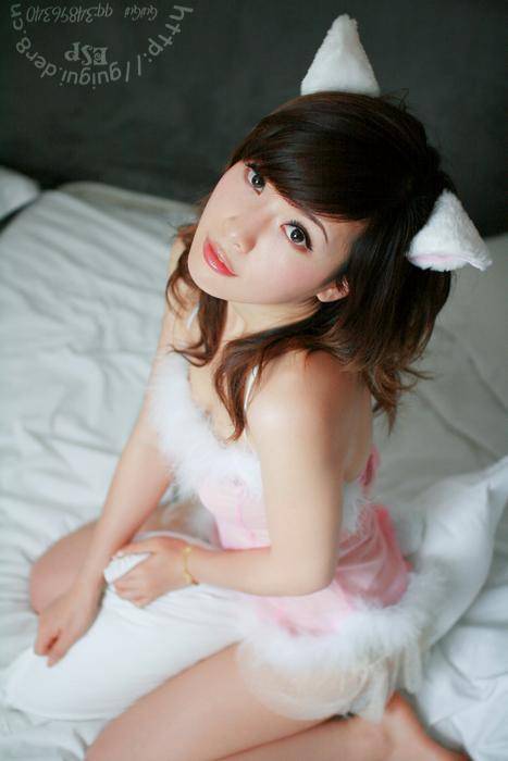 Cosplay福利/性感女郎白皙美腿猫女cosplay