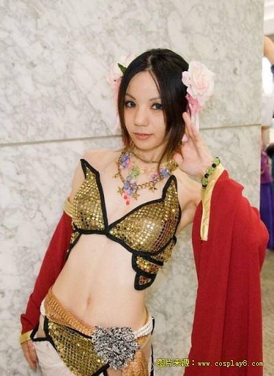 Cosplay福利/《仙境传说2》混血美眉COS的性感舞娘图片