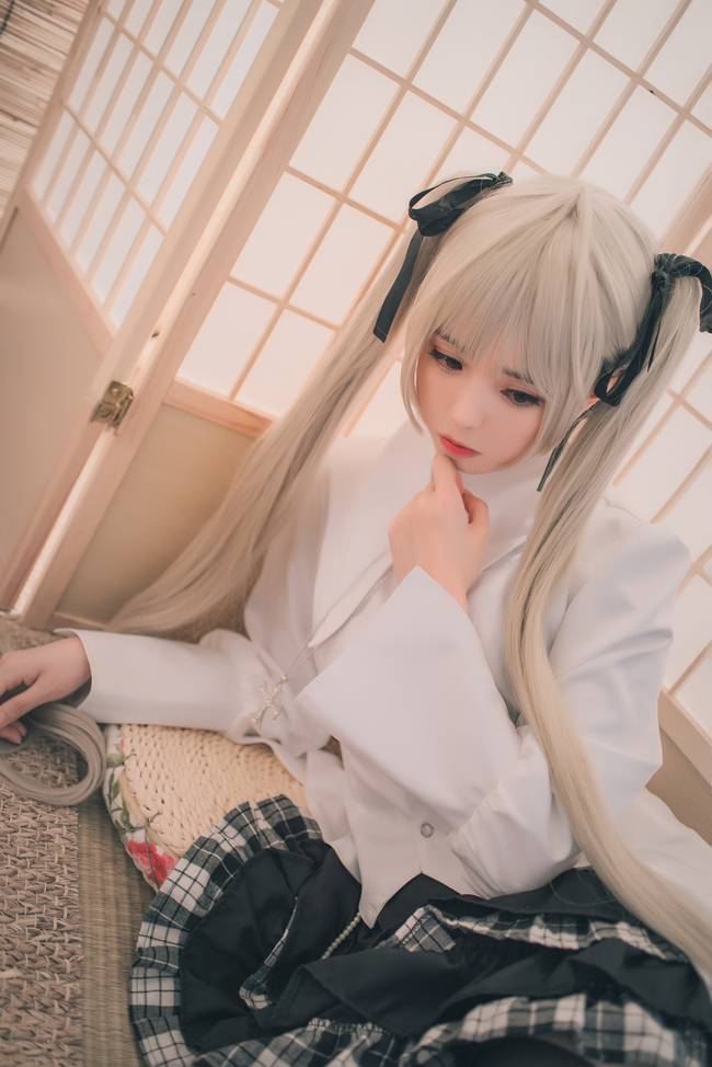 Cosplay福利/双马尾软妹缘之空春日野穹黑丝美腿cosplay图片