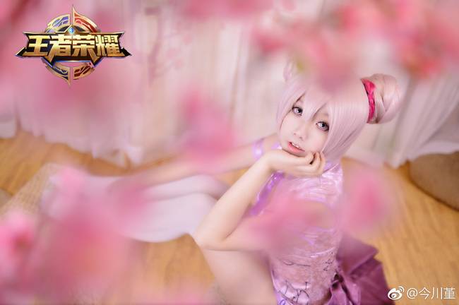 Cosplay福利/王者cos/王者荣耀小乔白丝美腿cosplay图片