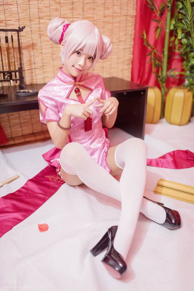 Cosplay福利/王者cos/王者荣耀小乔cosplay美女白丝图
