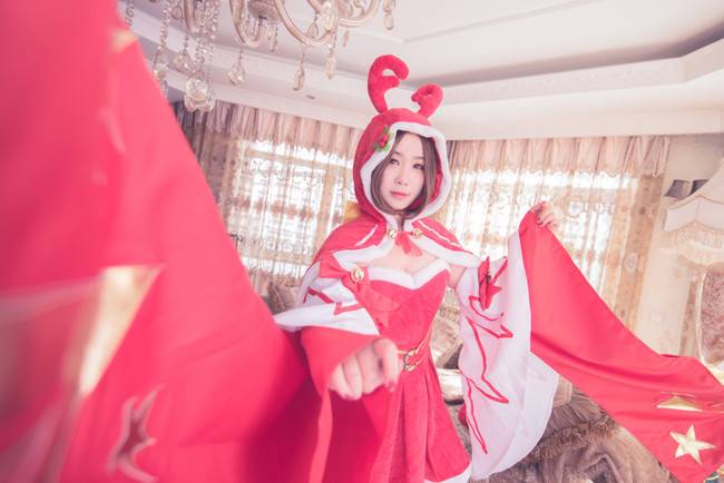 Cosplay福利/王者cos/王者荣耀圣诞节貂蝉cosplay图片