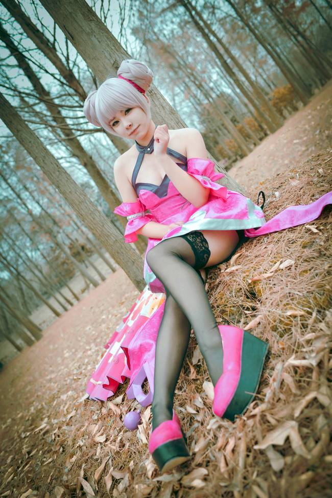 Cosplay福利/王者cos/王者荣耀小乔美腿黑丝cosplay图片