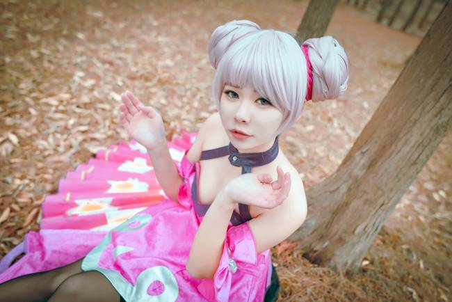 Cosplay福利/王者cos/王者荣耀小乔美腿黑丝cosplay图片