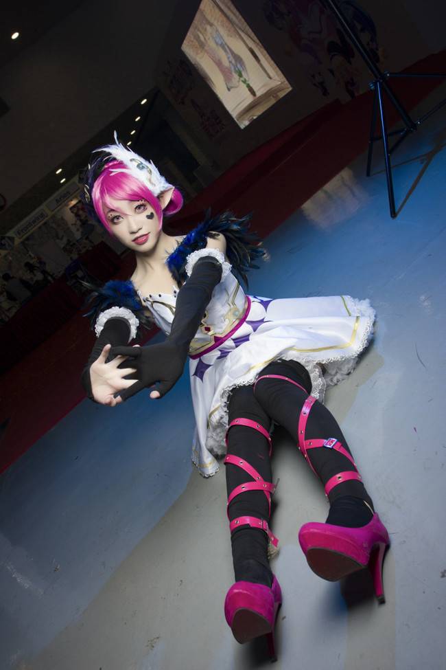 Cosplay福利/王者cos/王者荣耀小乔天鹅之梦cosplay图片