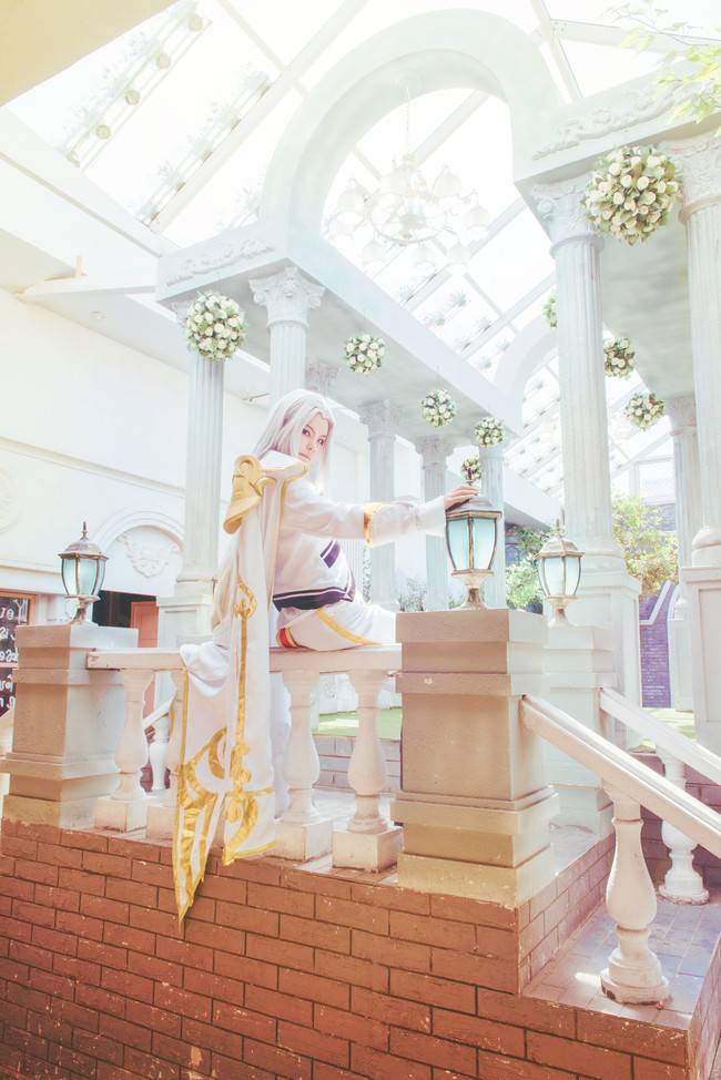 Cosplay福利/王者cos/王者荣耀男英雄周瑜cosplay图片