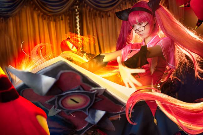 Cosplay福利/王者cos/王者荣耀暗夜萝莉安琪拉cosplay美图