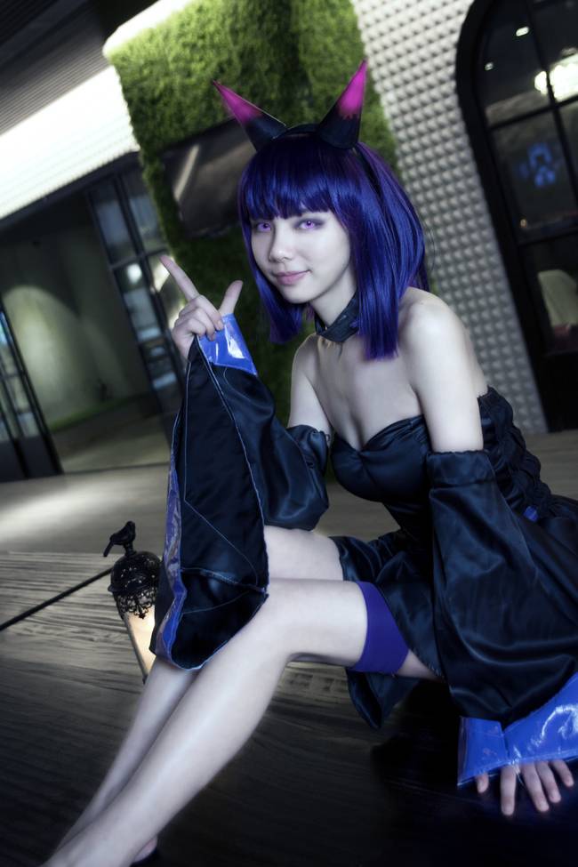 Cosplay福利/王者cos/性感美女王者荣耀蔡文姬cosplay图片