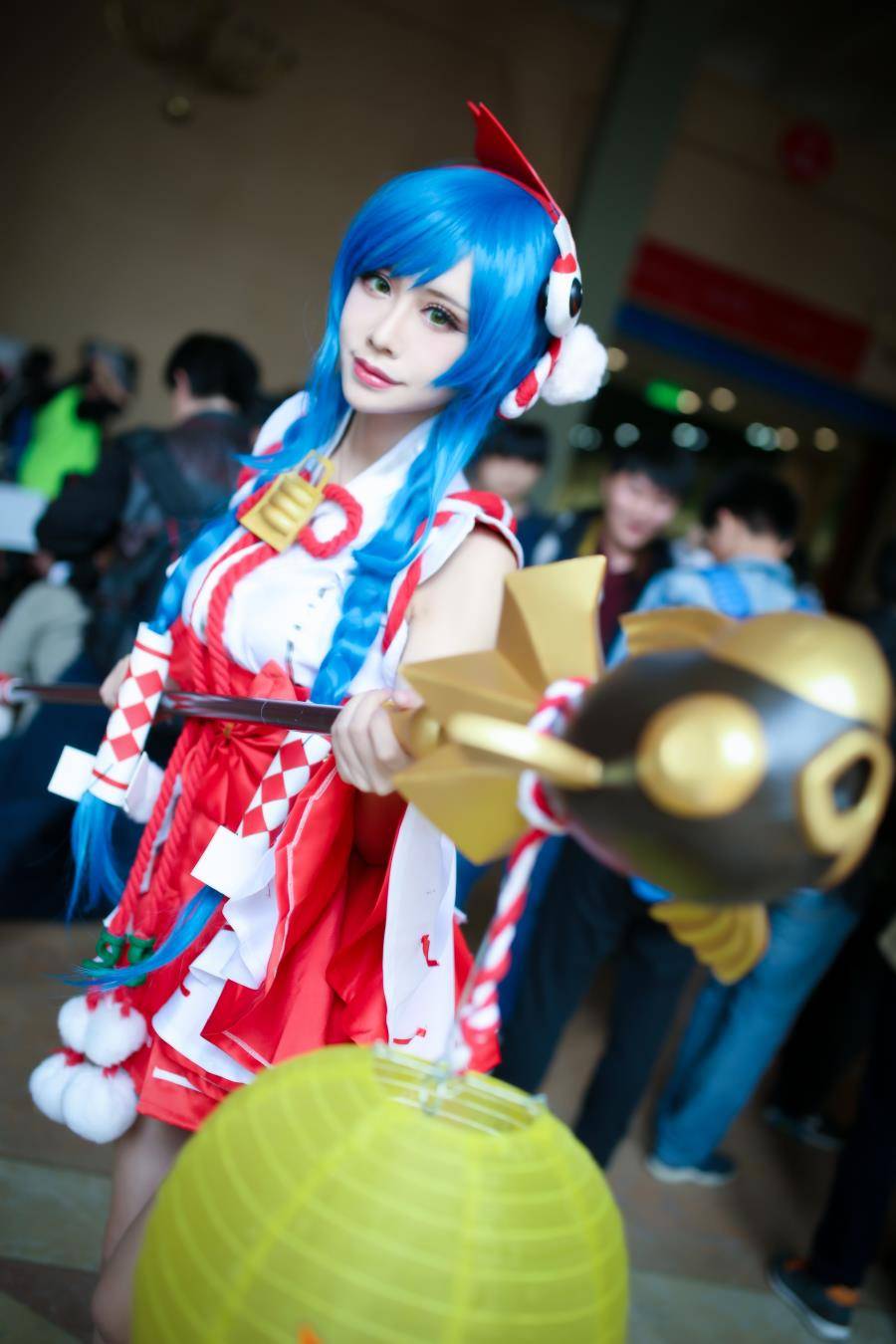 Cosplay福利/白皙性感美女王者荣耀cosplay大乔美图赏析