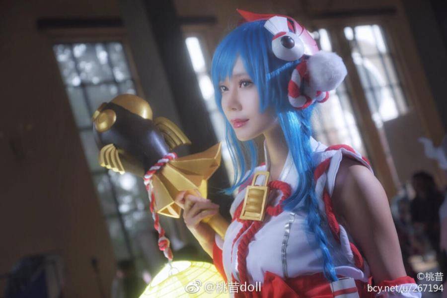 Cosplay福利/白皙性感美女王者荣耀cosplay大乔美图赏析