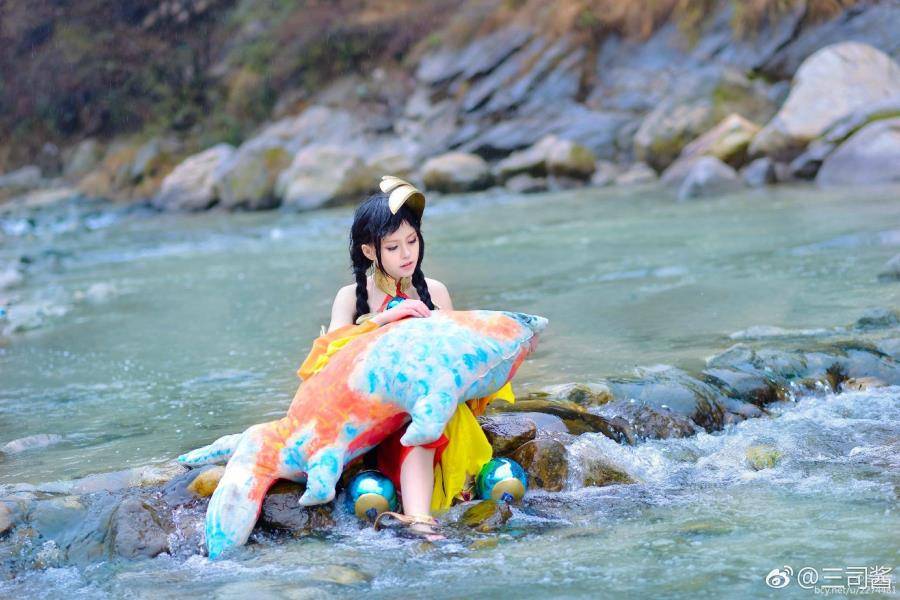 Cosplay福利/清纯美女王者荣耀cosplay大乔外景美图