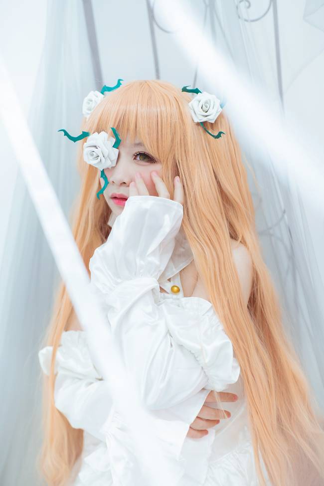 Cosplay福利/可人萝莉蔷薇少女雪华绮晶cosplay写真美图