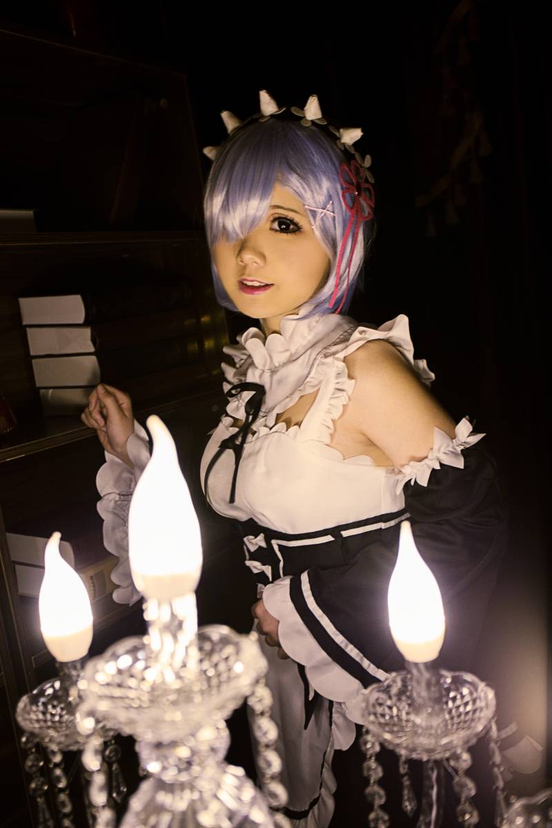 Cosplay福利/二次元美女萝莉cosplay蕾姆白丝女仆图片