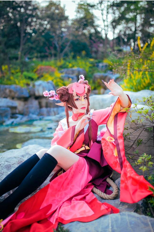 Cosplay福利/可爱萝莉阴阳师cosplay桃花妖觉醒唯美图片